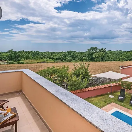 Cozy In Krvavici With Jacuzzi * Sarici (Istria)